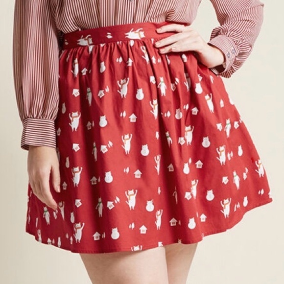 Modcloth Dresses & Skirts - ModCloth Holiday Christmas Mini Cotton Skirt in Red Cats. 2X pockets
